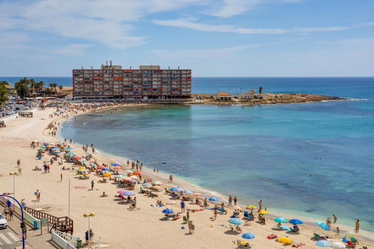 A Bright And Cozy Apartment Right Next To The Sea Торевьиа Экстерьер фото